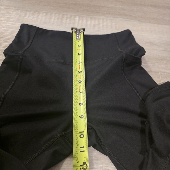 Victoria’s Secret Black Leggings – Size 6 – Side Pockets - Picture 9 of 11